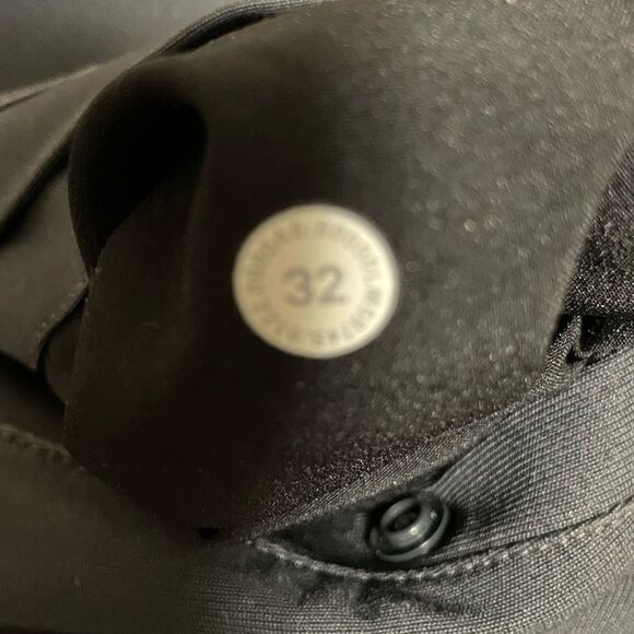 Lululemon Men’s Pants 32 ABC Slim-Fit 5 Pocket Zip Warpstreme Black - Picture 3 of 7